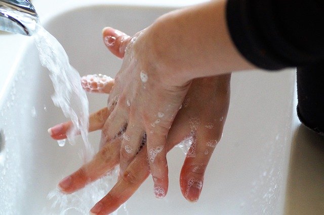 Umývanie a dezinfekcia rúk